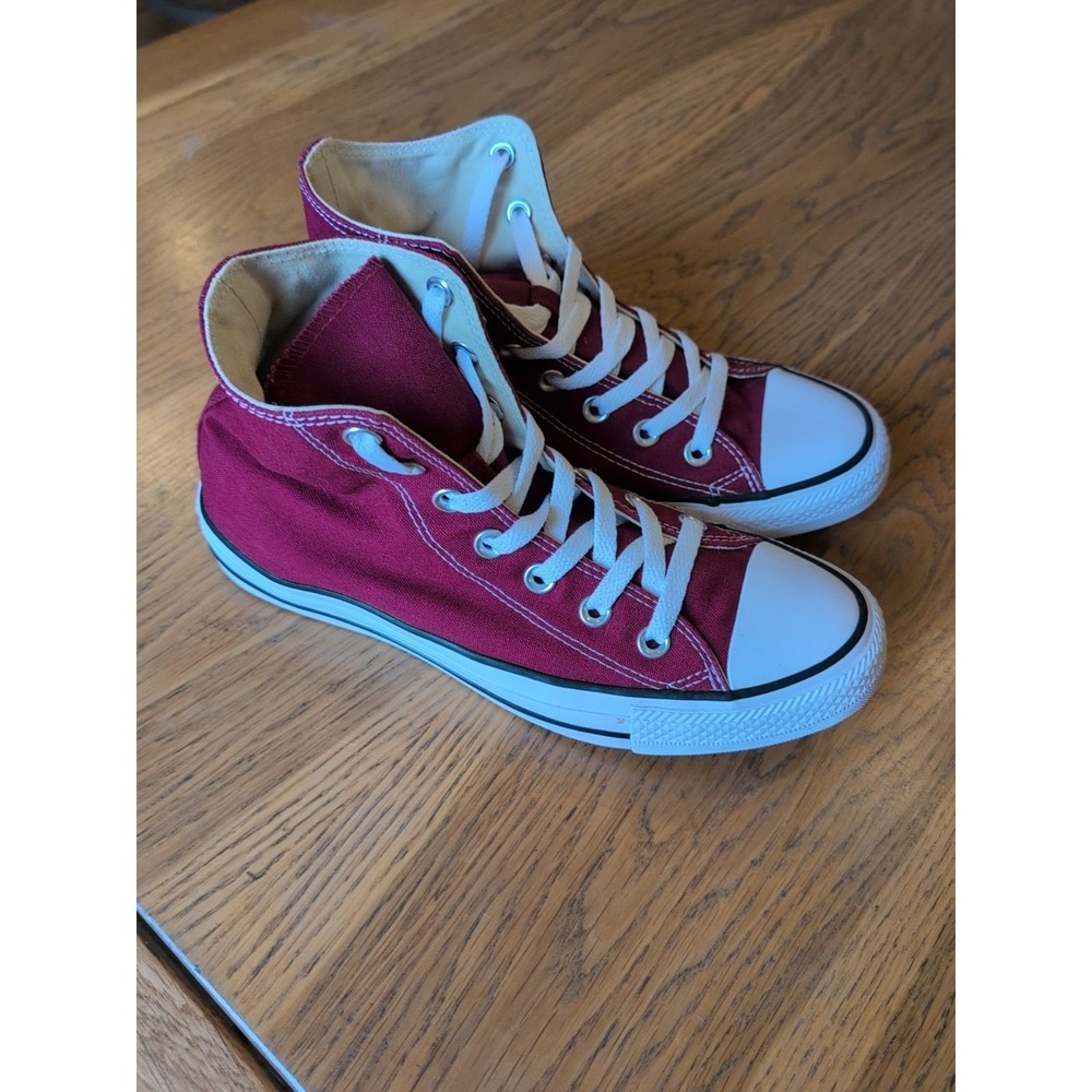 Chuck Taylor All Star High Top Unisex Burgundy Men's 6 Women's 8 EUC - Picture 4 of 7